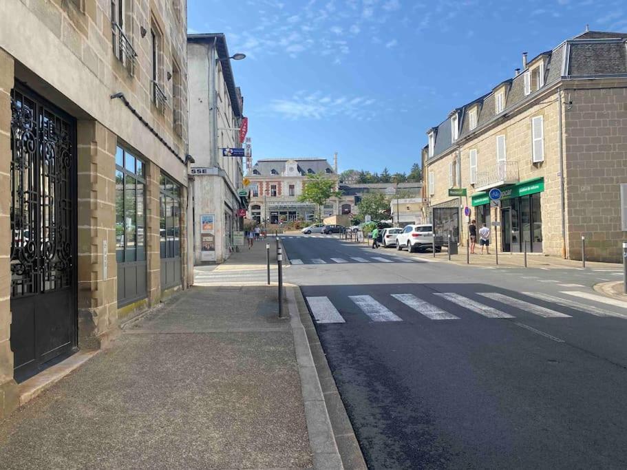 #Le Jaures - Studio A La Gare - Neuf Et Lumineux Brive-la-Gaillarde Zewnętrze zdjęcie